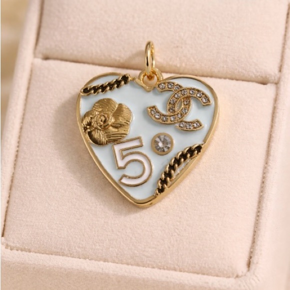 Mystery Box with 5 Stamped Charms/pendants/Zipper pulls. All will be different - Picture 8 of 15